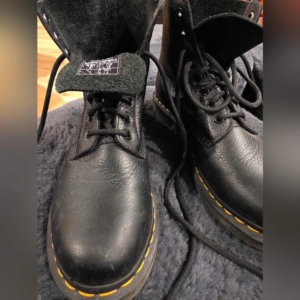 Dr. Martens 1460 Pascal Soft Leather Boots. Great Condition.